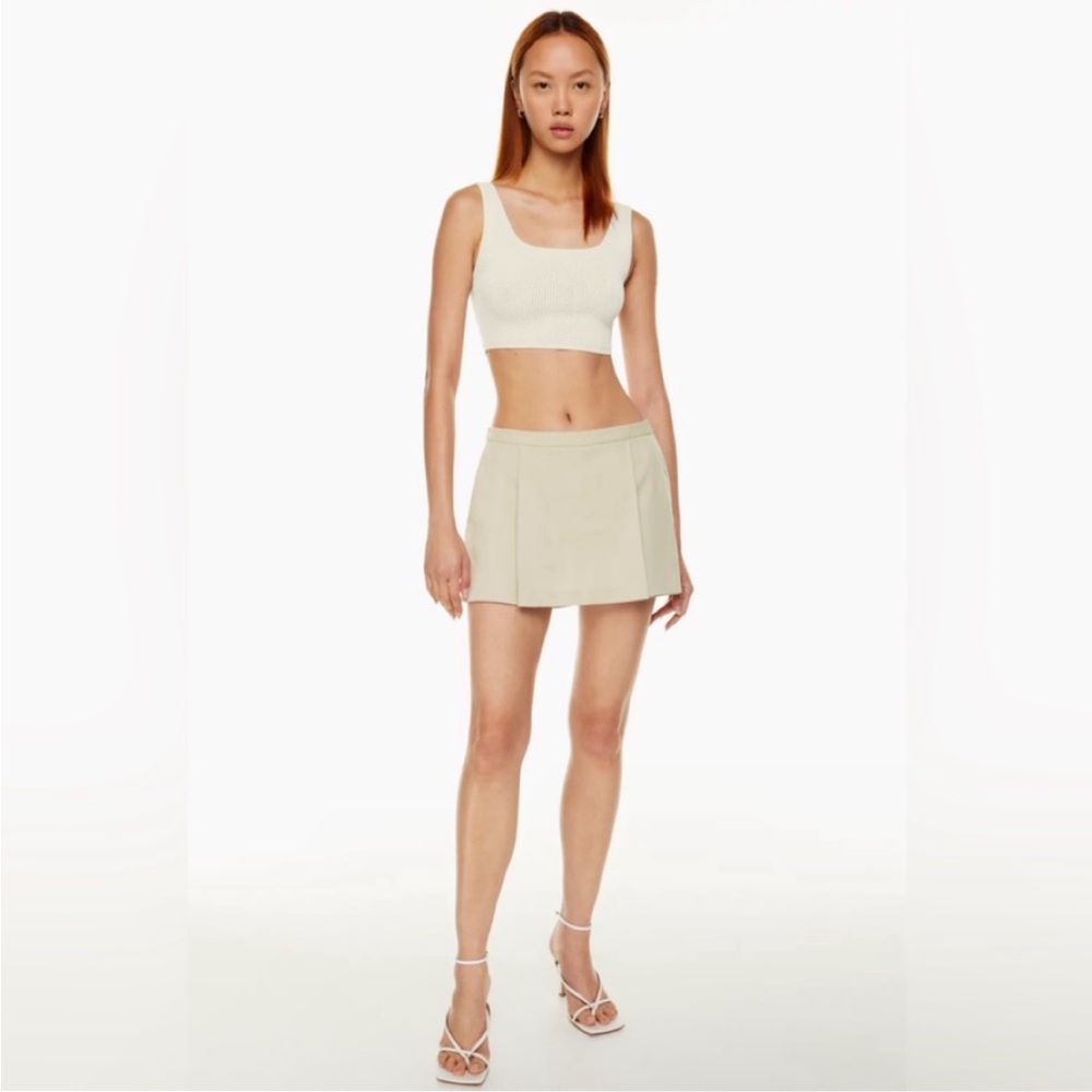 Aritzia Babaton Skort 10